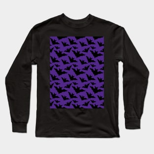 Halloween black bats purple cool spooky silhouette pattern Long Sleeve T-Shirt